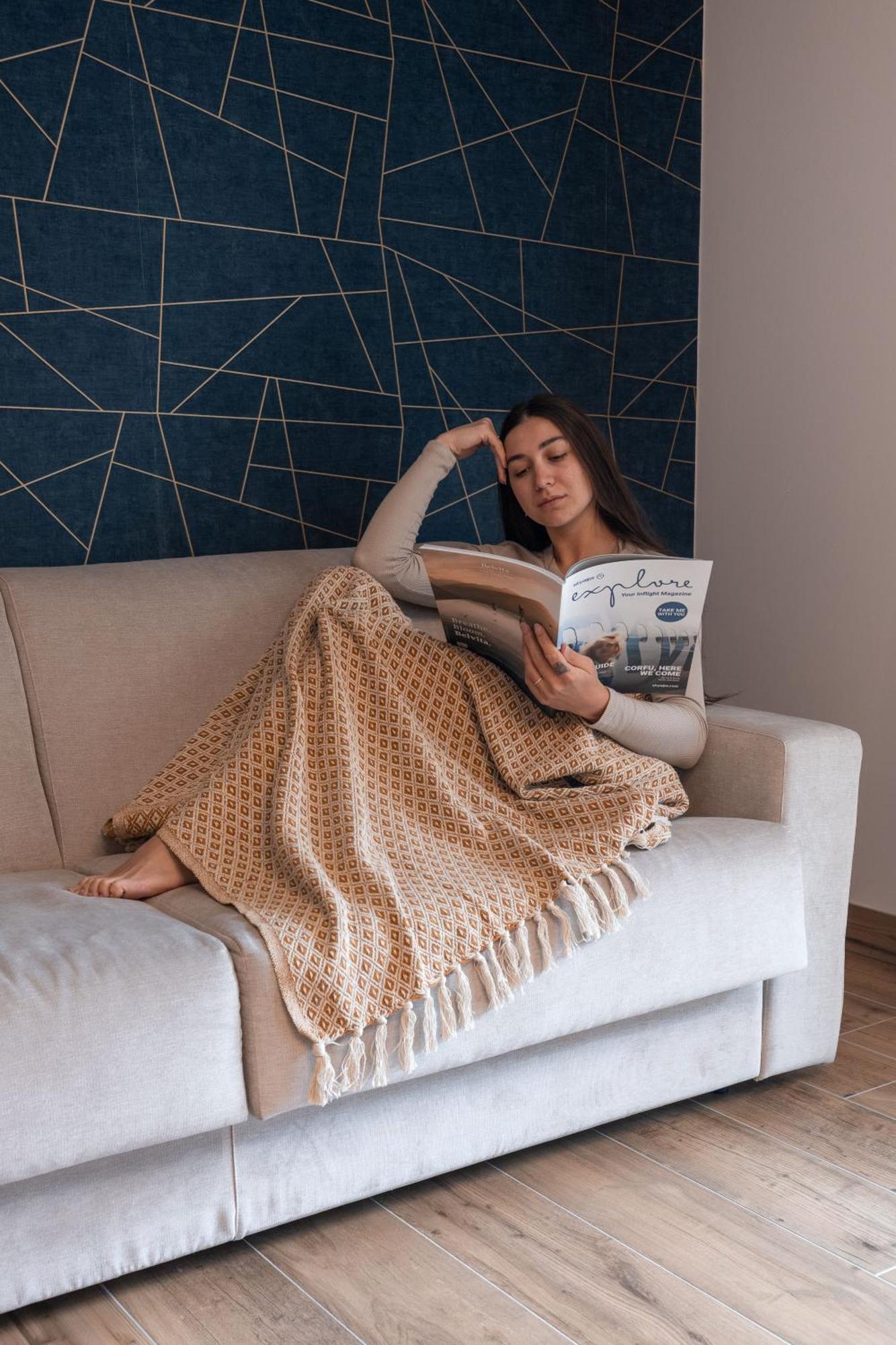 ريفا ديل غاردا Lake Side Suites المظهر الخارجي الصورة
